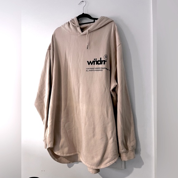🌻 WNDRR OFFCUT CURVED HEM HOOD SWEAT - SAND - Picture 2 of 6
